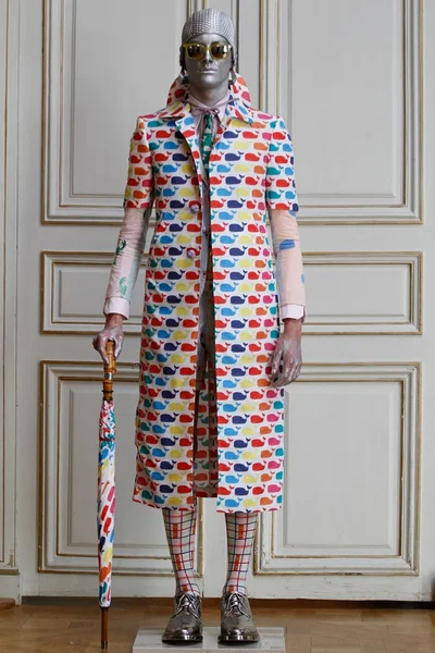Look 30